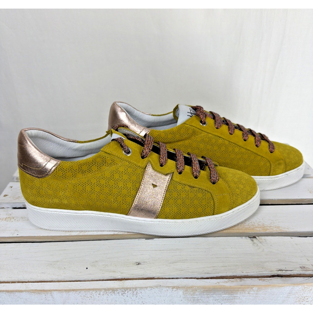 NWT Casta Yellow Vaddia Alec Upper Metallic Details Sneaker #1040 EU 40 - Picture 3 of 5